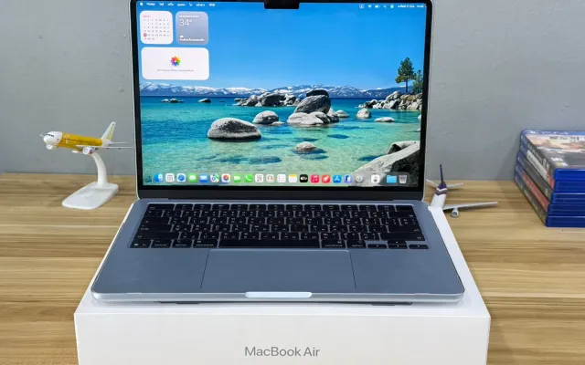 ตัวอย่าง MacBook Air สำหรับส่งข้อมูลประเมินราคา